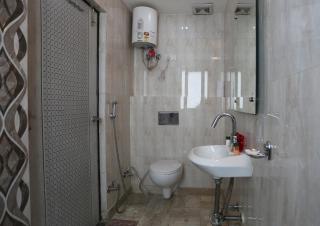 Hotel Laxman Resort by The Golden Taj Group &Hotels - Agra - 2