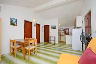 Apartments Antun - Vrboska (Verbosca) - 4