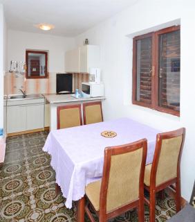 Apartments Antun - Vrboska (Verbosca) - 3