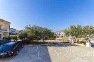 Apartments and Rooms Iva - Trogir - 8