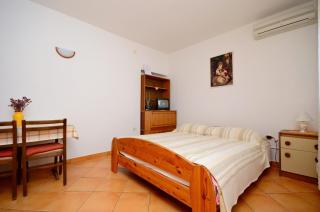 Apartments Mirela - Pula - 3