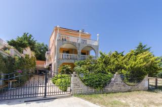 Apartments Drago - Banjole - 0