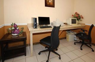 SureStay Hotel by Best Western Alice - Alice - 9