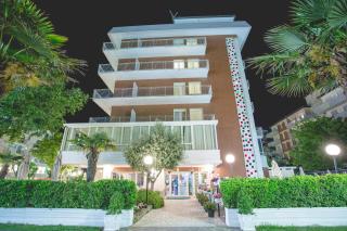 Hotel Ridolfi - Milano Marittima - 3