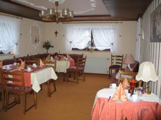 Pension Kordula Straub - Waldfenster - 4