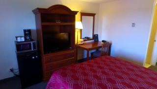 Econo Lodge Inn & Suites - Saint John - 5
