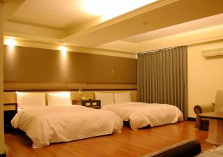 Zaw Jung Business Hotel - 1