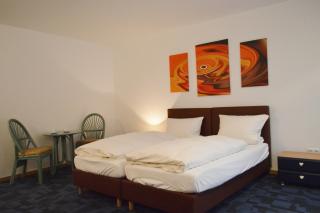 Hotel B8 Voerde - 3