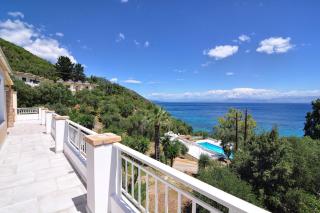 Veroniki Penthouse Deluxe Apartment - Agios Ioannis Peristeron - 0