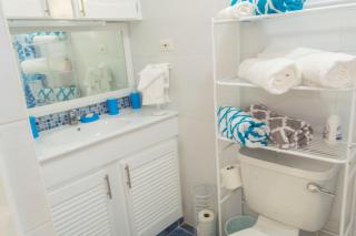 Darrel Cot Beachfront Cottage - Saint Peter - 3