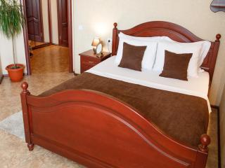 Studio De Luxe with Jacuzzi - Sumy - 3