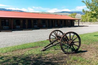 The Longhorn Ranch Resort Lodge & RV Park - Dubois - 1