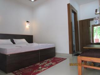 Hotel Vrindavan - 1