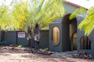 Flamboyant Guesthouse - Bela-Bela - 0