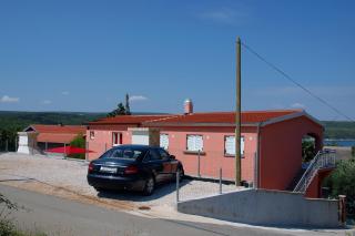 Apartment Dora - Gornji Karin - 0