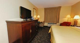 Quality Inn Airport - Woodson Terrace - 1