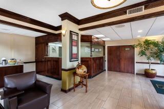 Quality Inn & Suites Mooresville-Lake Norman - Mooresville - 2