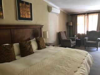 The Elegant Lodge Menlo Park - Pretoria - 5