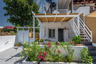 Papikinou Bay Suites - Adamantas - 3