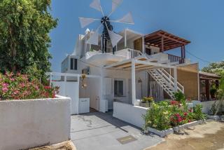 Papikinou Bay Suites - Adamantas - 4