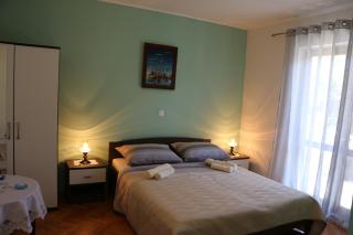 Apartments Milatic - Jelsa (Gelsa) - 1
