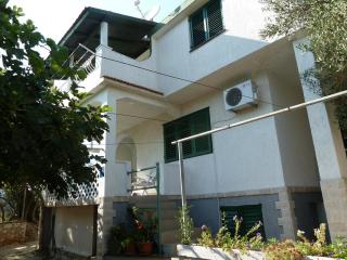 Apartments by the sea Vinisce, Trogir - 13648 - Marina - 9