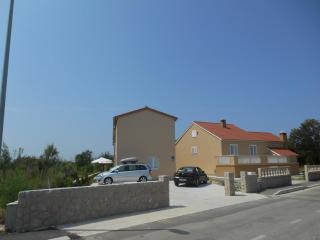 Apartments by the sea Nin, Zadar - 13172 - 5