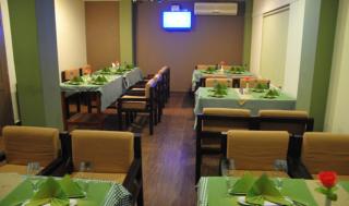 Queens Tourist Home - Badagara - 8