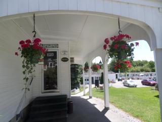 Claddagh Motel & Suites - Rockport - 4