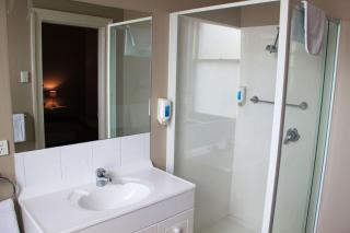 Sporties Hotel - Launceston - 4