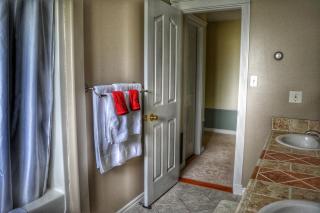 Sunny Shuswap B&B - 2