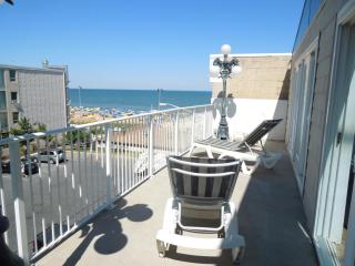 Admiral on Baltimore - Rehoboth Beach - 5