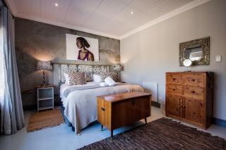 A Hilltop Country Retreat - Swellendam - 6