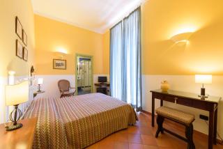 Hotel Mergellina - Naples - 6
