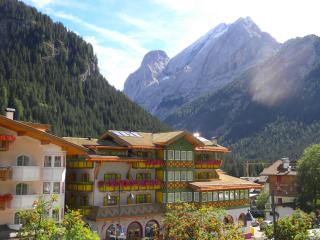 Hotel Alpino Al Cavalletto - Canazei - 8