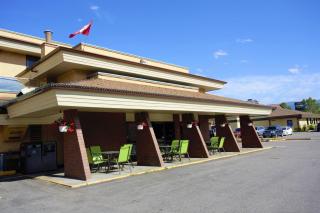Dilworth Inn Kelowna - Kelowna - 9