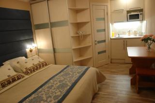 Hotel Sicilia - Chornomorsk - 9