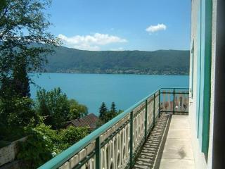 Villa Le LAC Cottage au Bord du Lac d'Annecy - Chambre chez l'habitant - Les Terrasses du Lac - Veyrier-du-Lac - 0