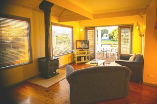 Rayville Boat Houses - Apollo Bay - 1