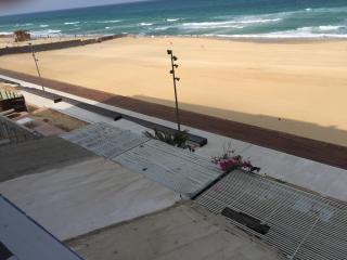 Perfect Sea View - Bat Yam - 6