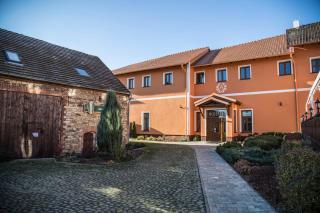 Amálka u Řípu - Straškov - 4