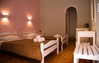 Evgenios Studios - Kavos - 6