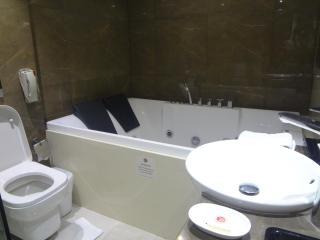 Ramee Guestline Hotel Juhu - Bombay - 2