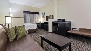 Best Western Mayport Inn and Suites - 4