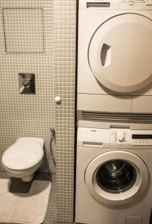 Apartment Korunni Dvur, 2 Free Parkings - Prague - 7