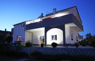 Guesthouse Villa DomeNico - Lozovac - 8