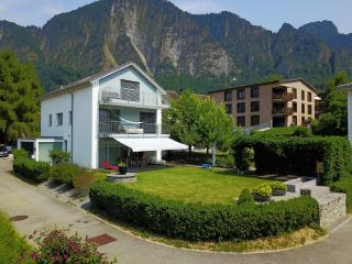 Calanda Bed & Breakfast - Igis - 9