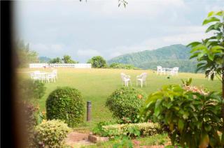 Ancoombra Tea Estate Bungalow - 4