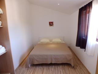 Apartmani Barisic - Brodarica - 4