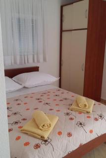 Apartments by the sea Trogir - 13918 - 6